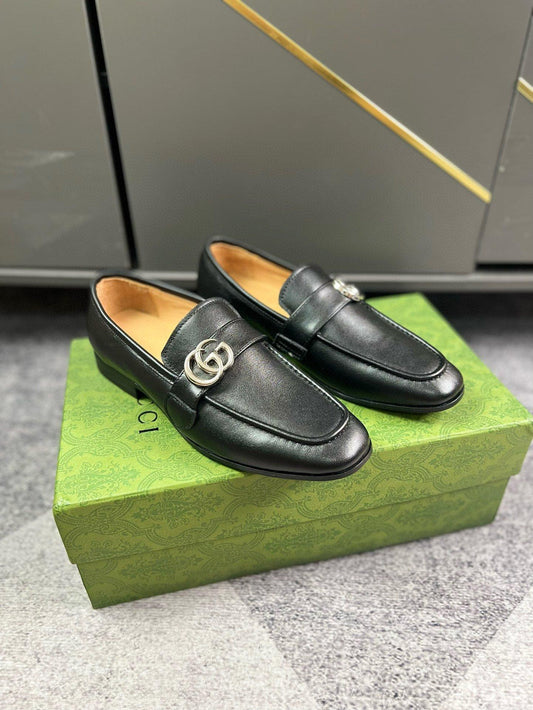 Gucci GG Loafer In Black Leather