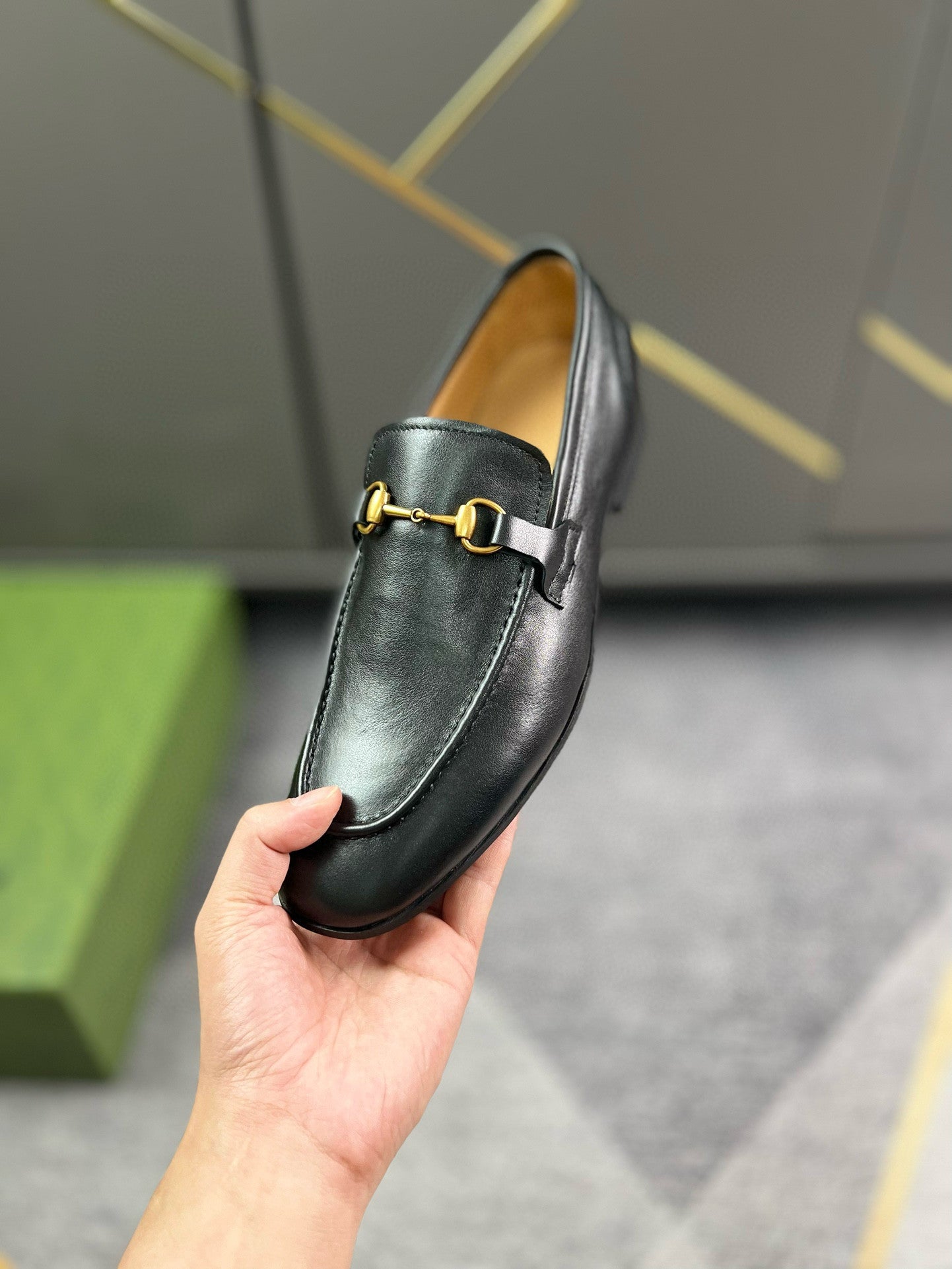 Gucci Horsebit Loafer In Black Leather