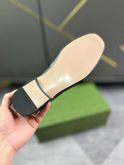 Gucci Horsebit Loafer In Black Leather