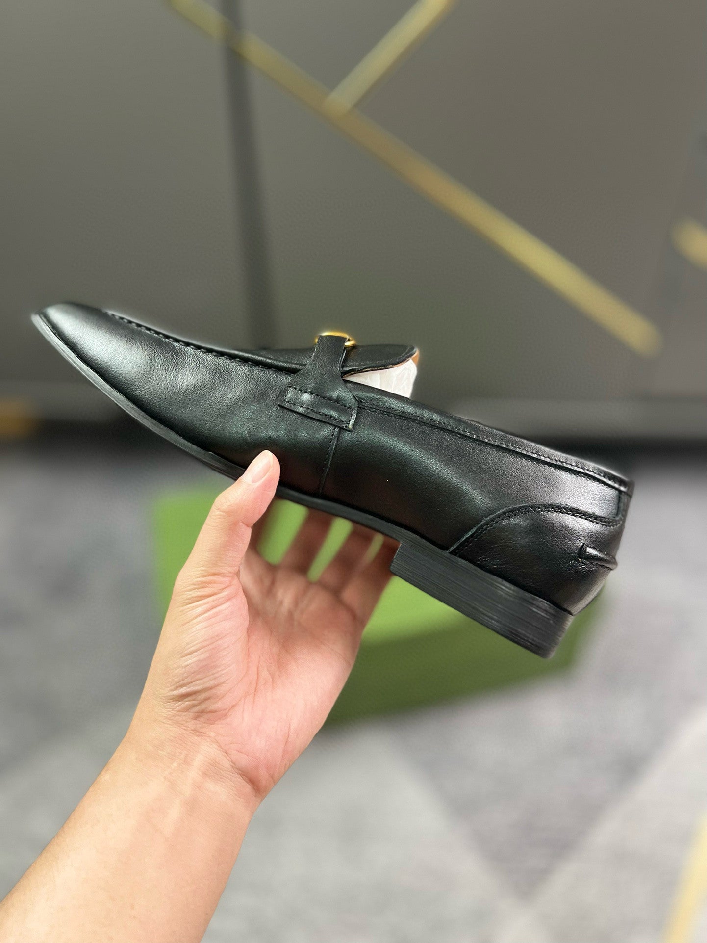 Gucci Horsebit Loafer In Black Leather