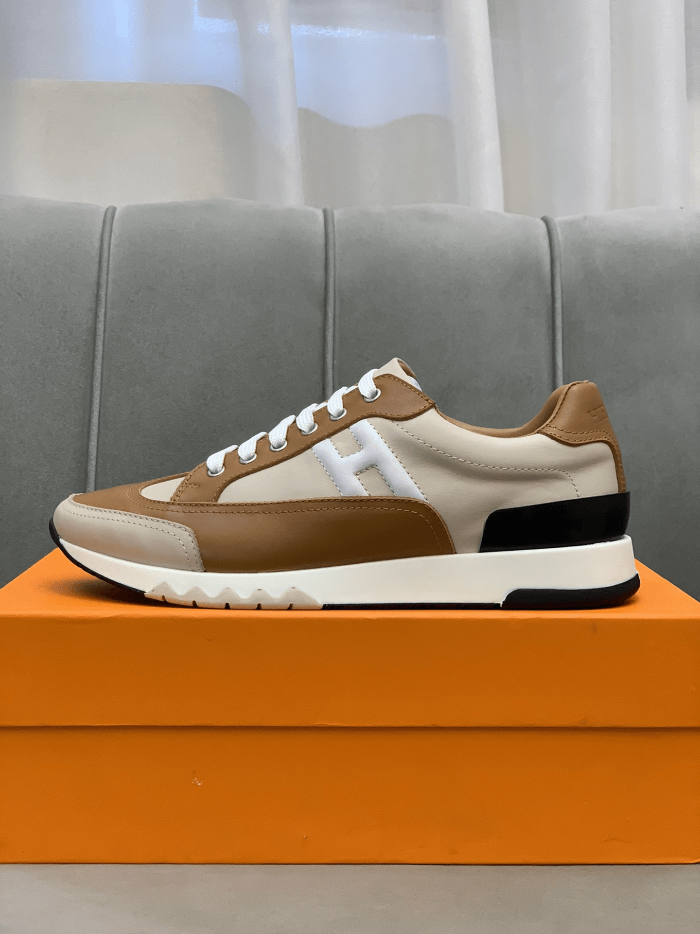 Hermes Love Horse Low-Top Sneakers