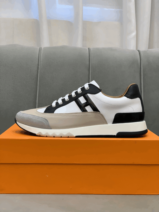 Hermes Love Horse Low-Top Sneakers