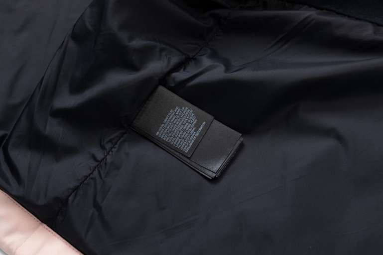 MINIMALIST STREET STYLE