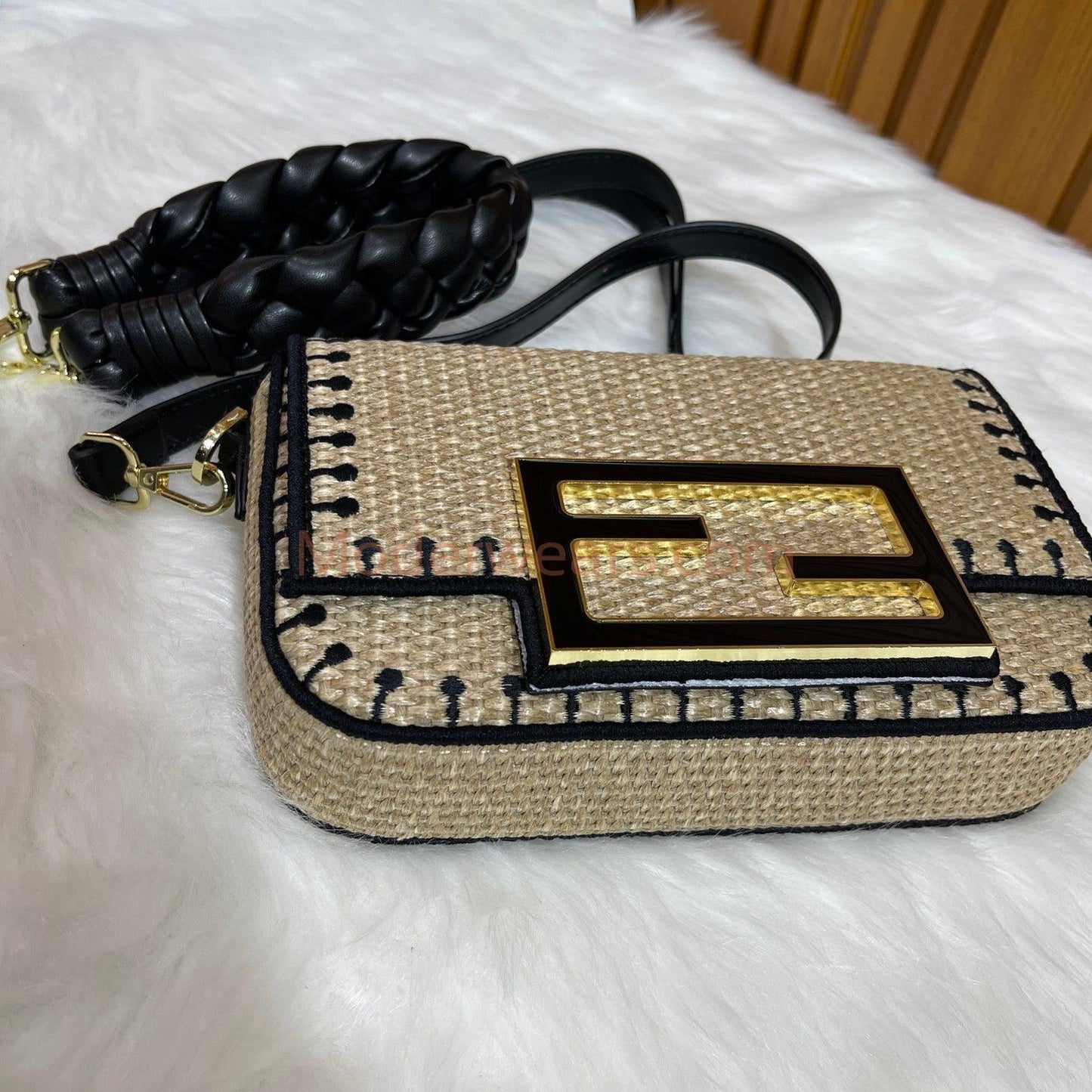 Chic & Stylish Bags