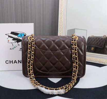 Chic & Stylish Bags