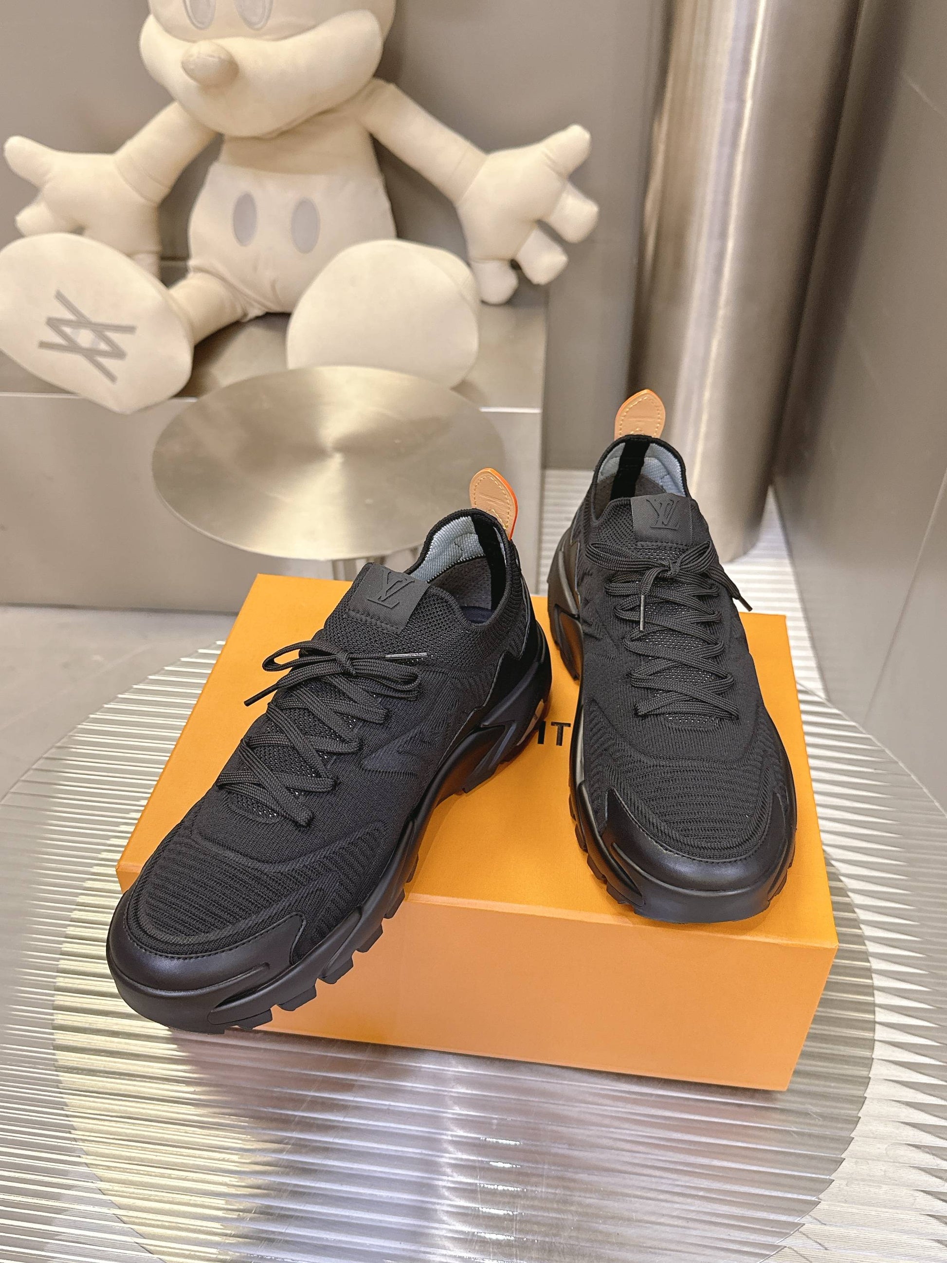 Louis Vuitton Runner Tatic Sneaker