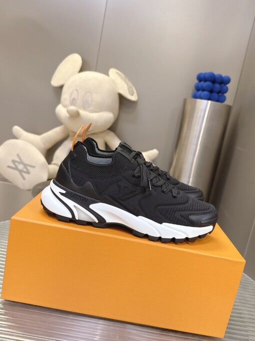 Louis Vuitton Runner Tatic Sneaker