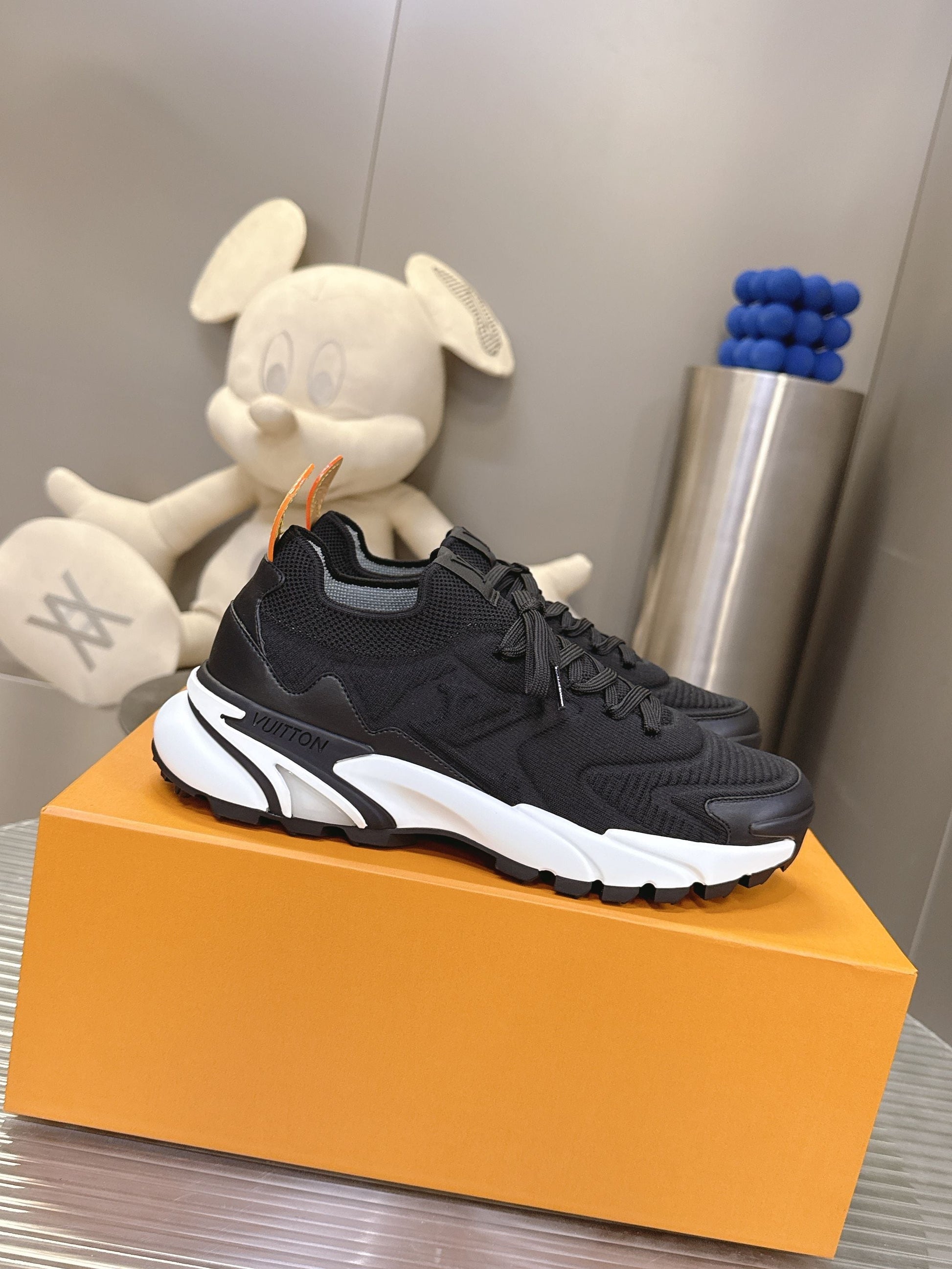 Louis Vuitton Runner Tatic Sneaker
