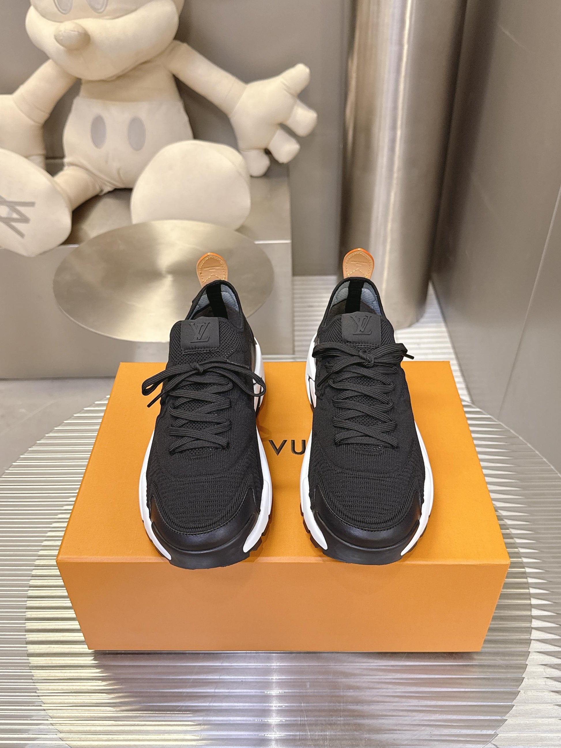 Louis Vuitton Runner Tatic Sneaker