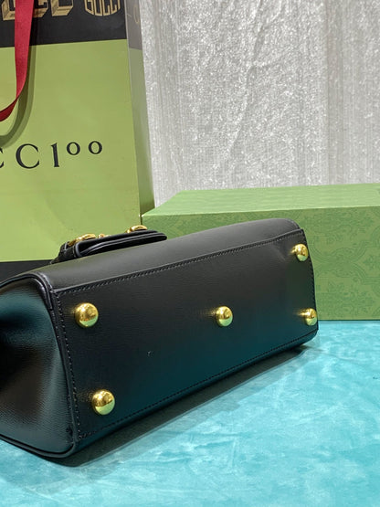 Chic & Stylish Bags