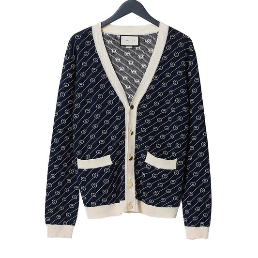 MINIMALIST STREET STYLE