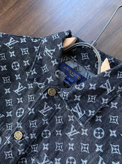 MINIMALIST STREET STYLE