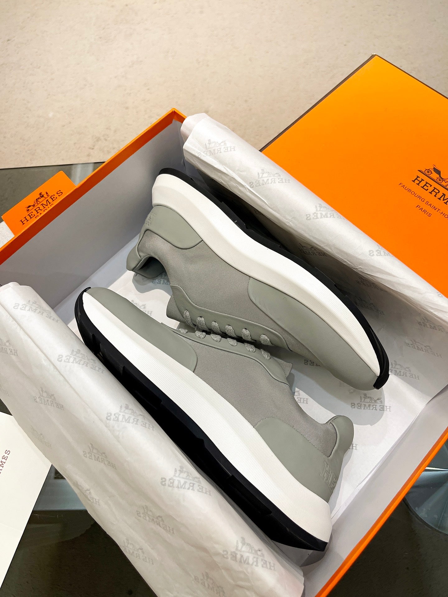 Hermes Bouncing Sneakers