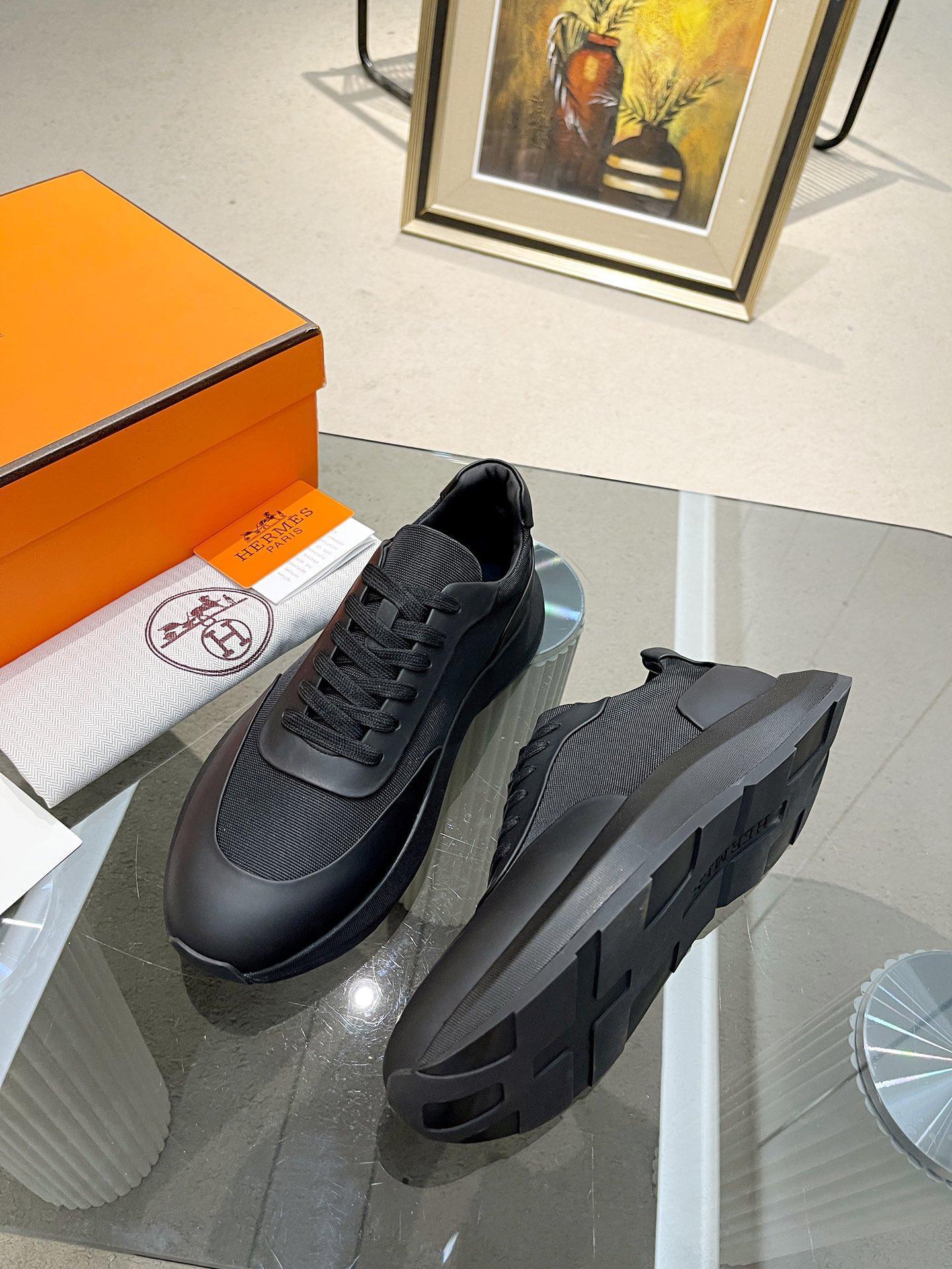Hermes Bouncing Sneakers