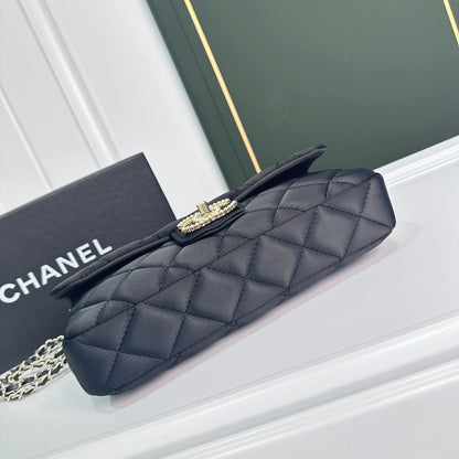 Chic & Stylish Bags