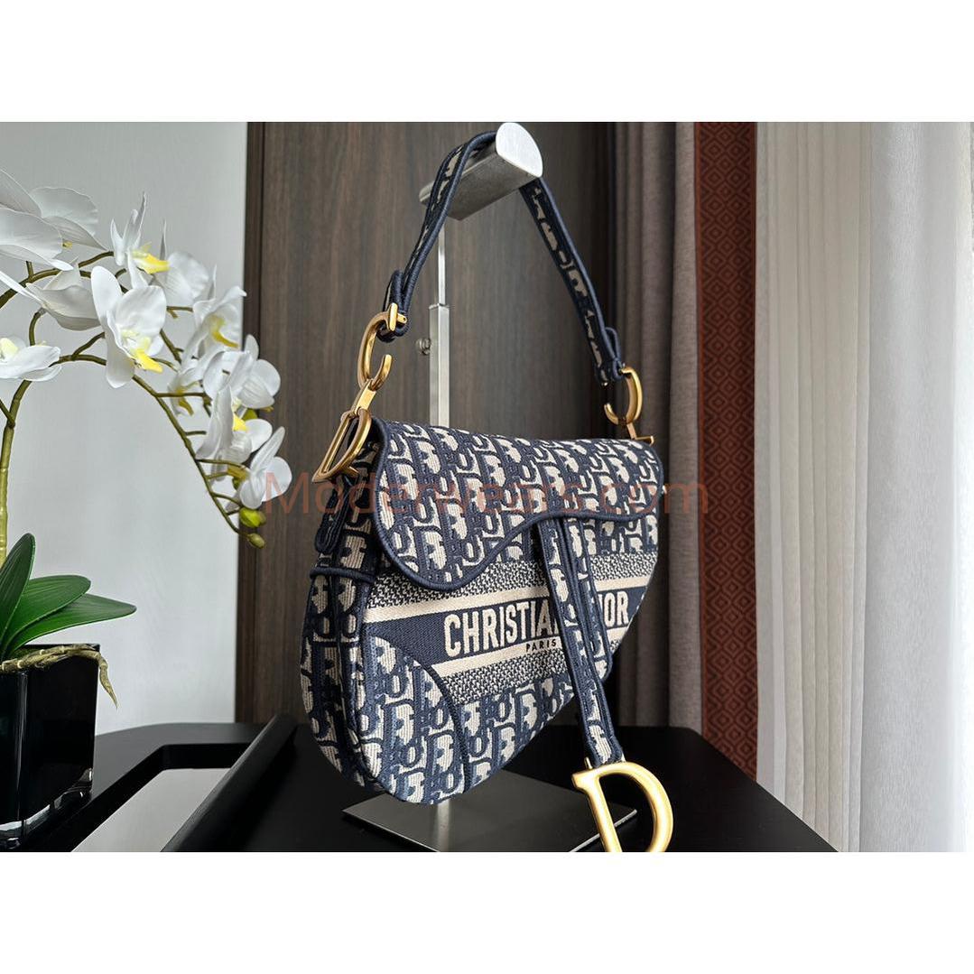 Chic & Stylish Bags