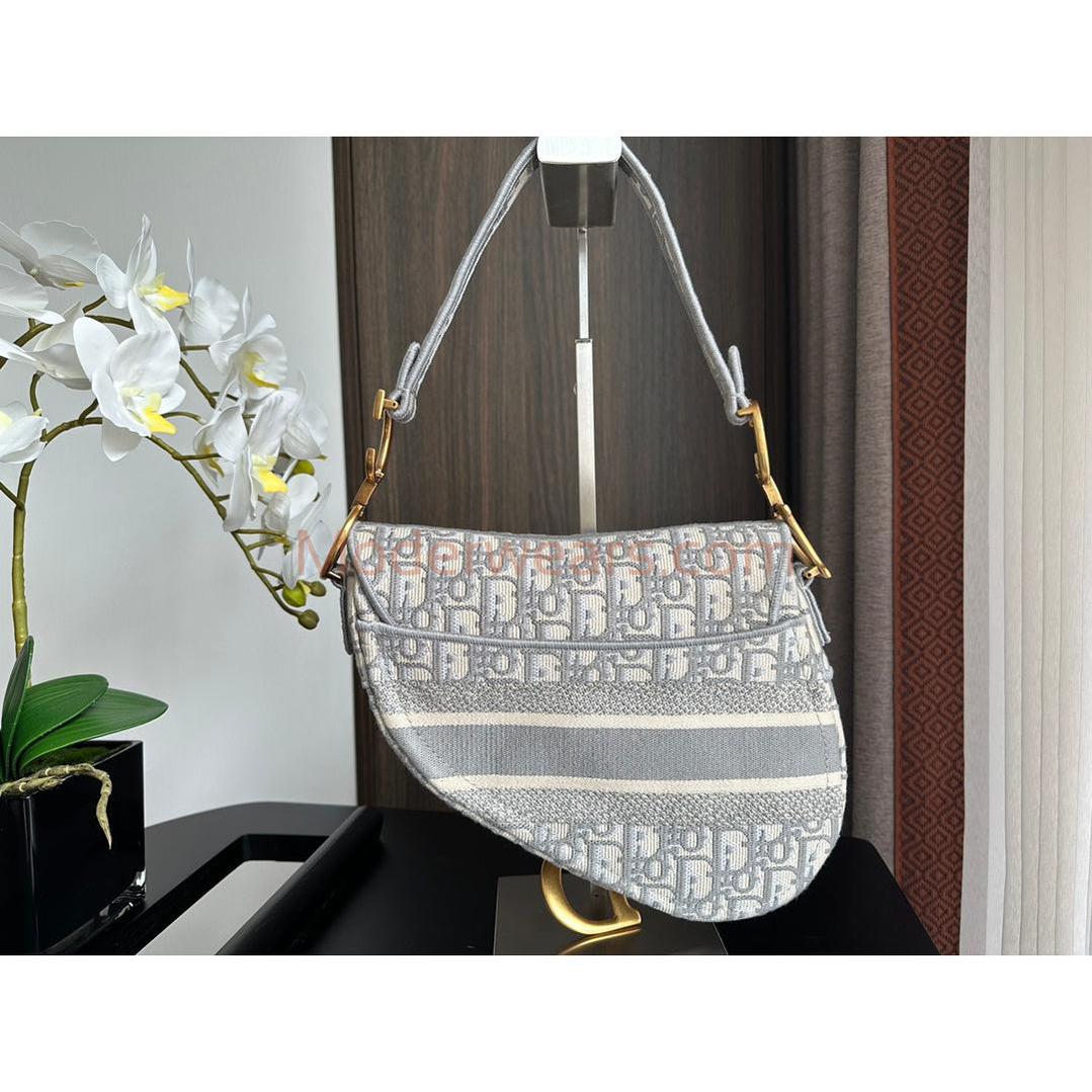 Chic & Stylish Bags