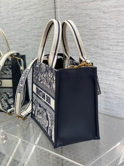 Chic & Stylish Bags