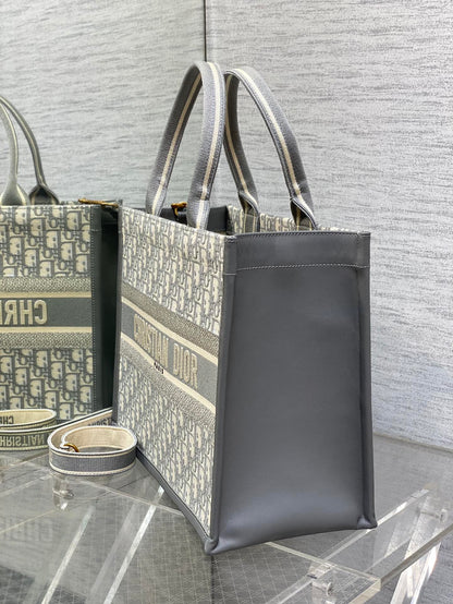 Chic & Stylish Bags
