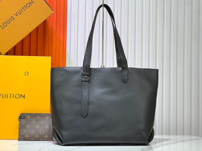 Chic & Stylish Bags
