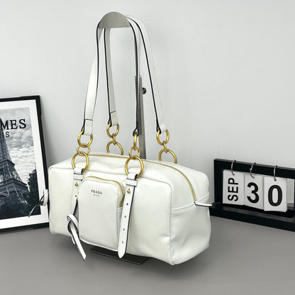 Chic & Stylish Bags