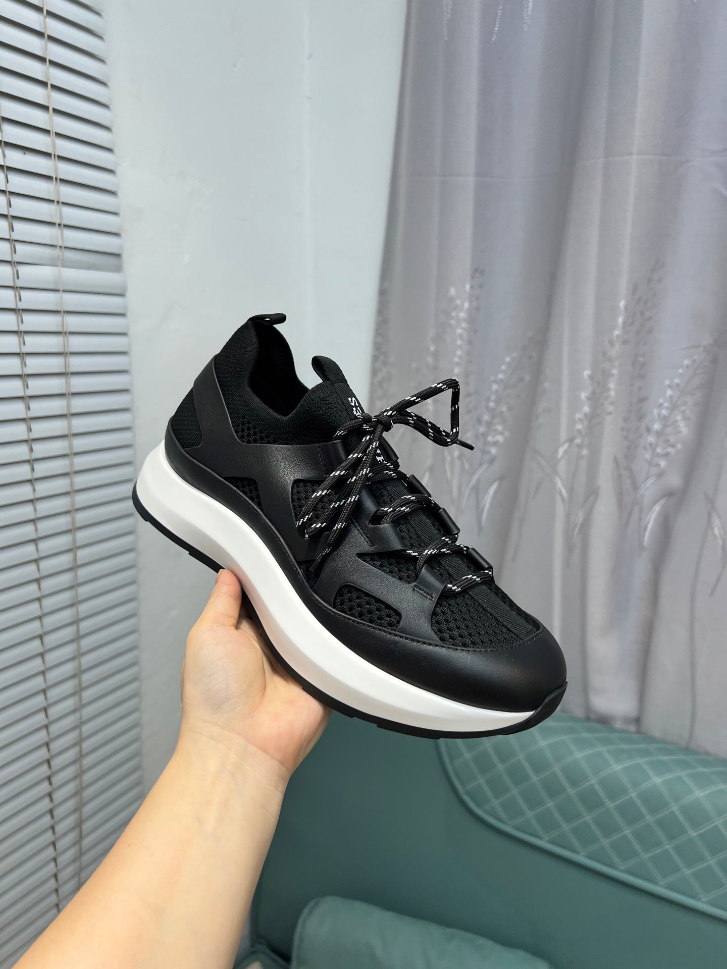 HERMES Katana sneaker