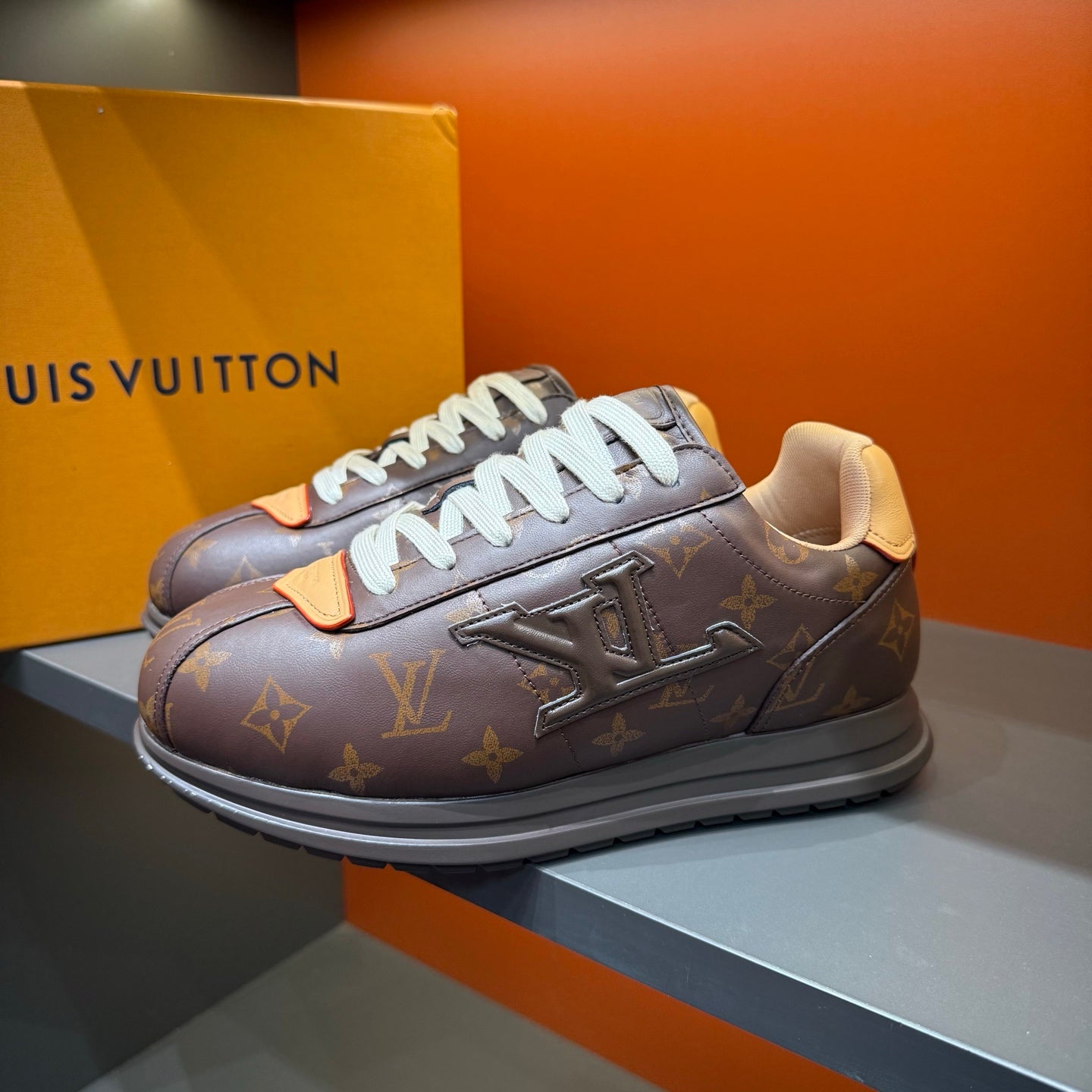 Louis Vuitton BUTTERSOFT Sports Shoes