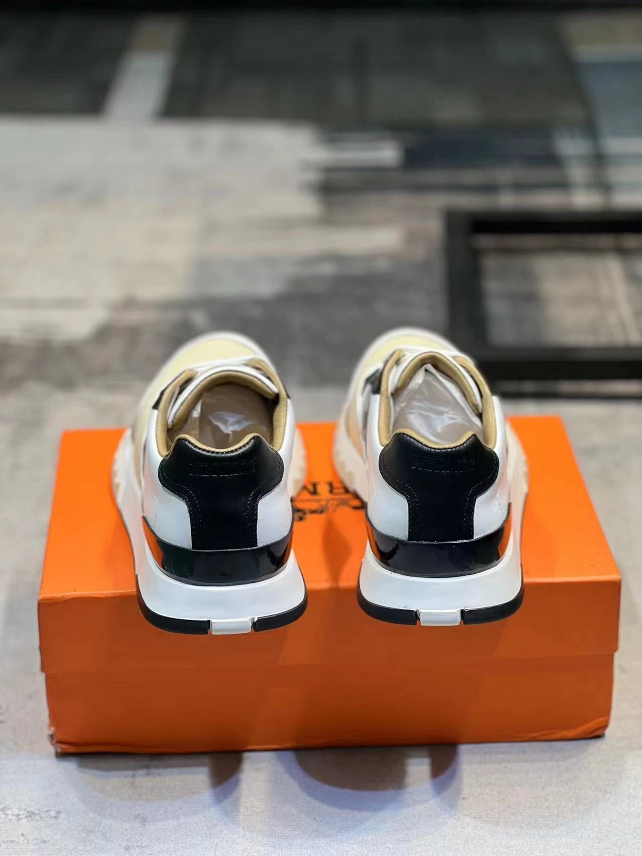 Hermes Love Horse Low-Top Sneakers