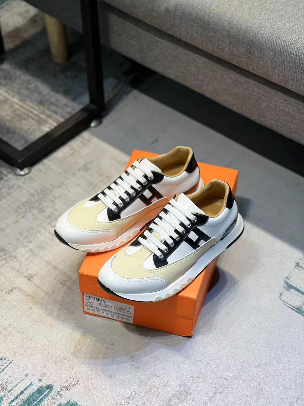 Hermes Love Horse Low-Top Sneakers