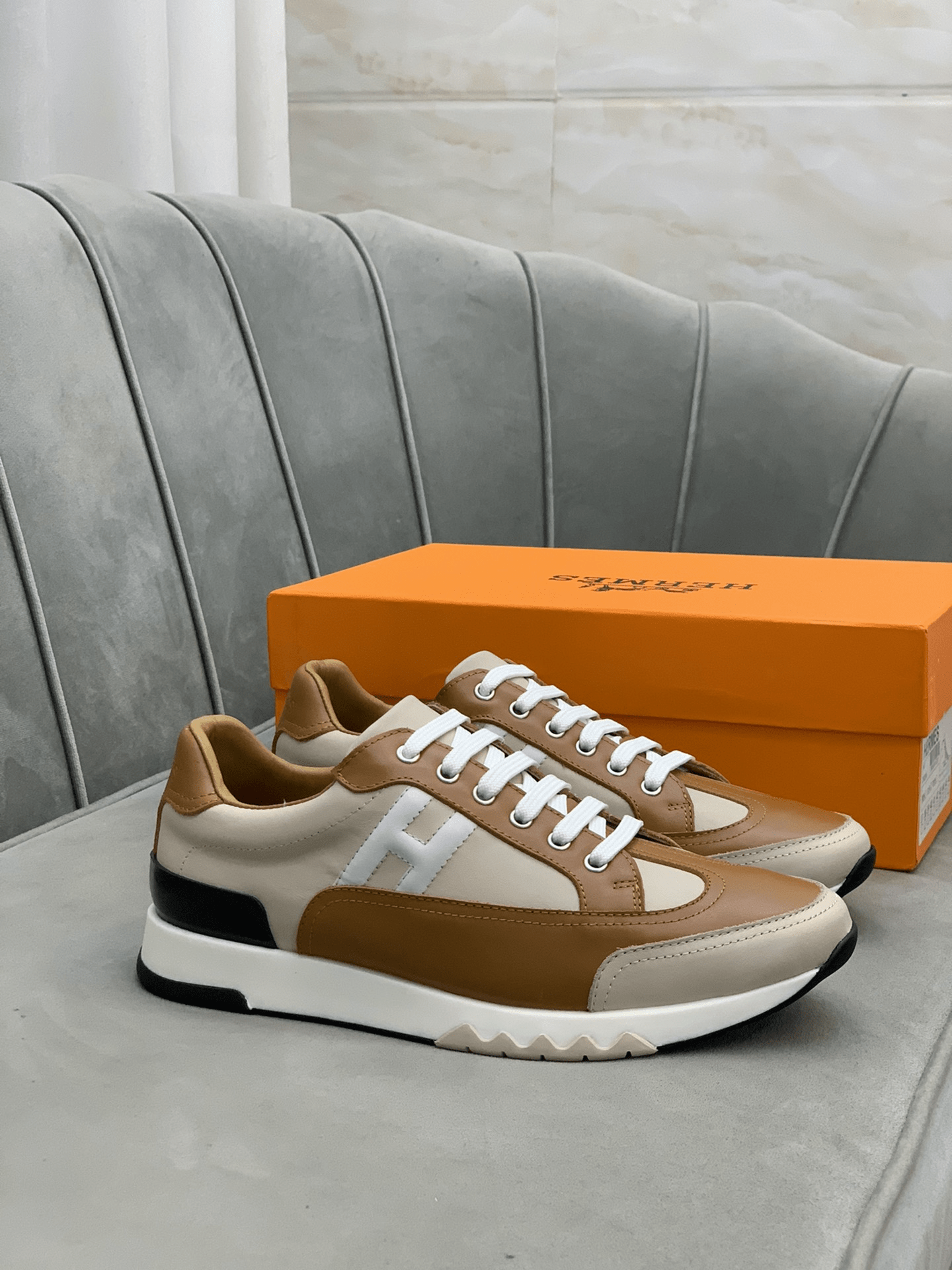 Hermes Love Horse Low-Top Sneakers